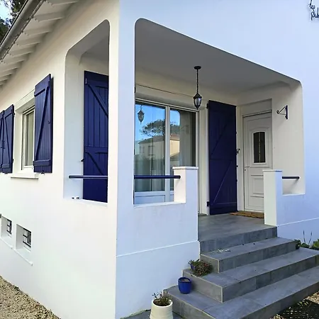 Holiday home Maison Proche
