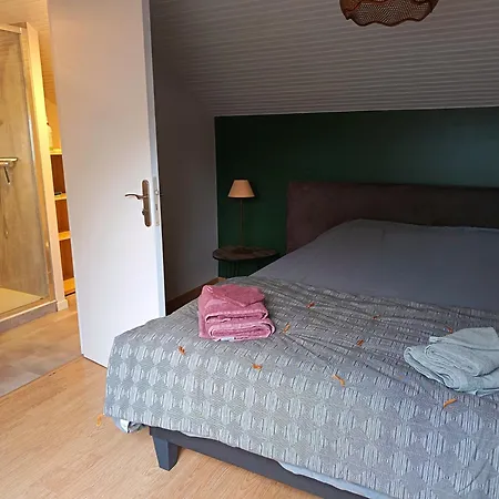 Maison Proche Saint-Michel-Chef-Chef